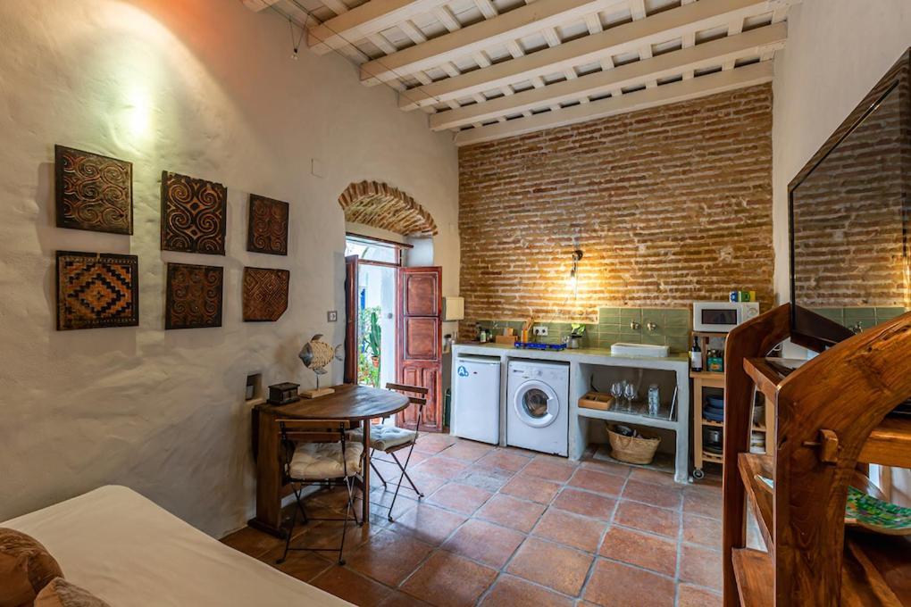 Azogue Suites Con Patio Privado Tarifa Eksteriør bilde